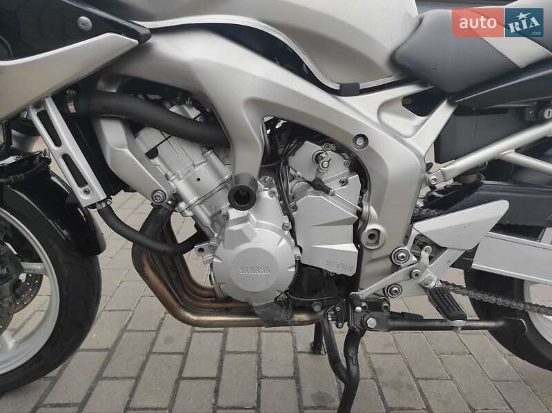 Мотоцикл Спорт-туризм Yamaha FZ6 S 2003 в Києві