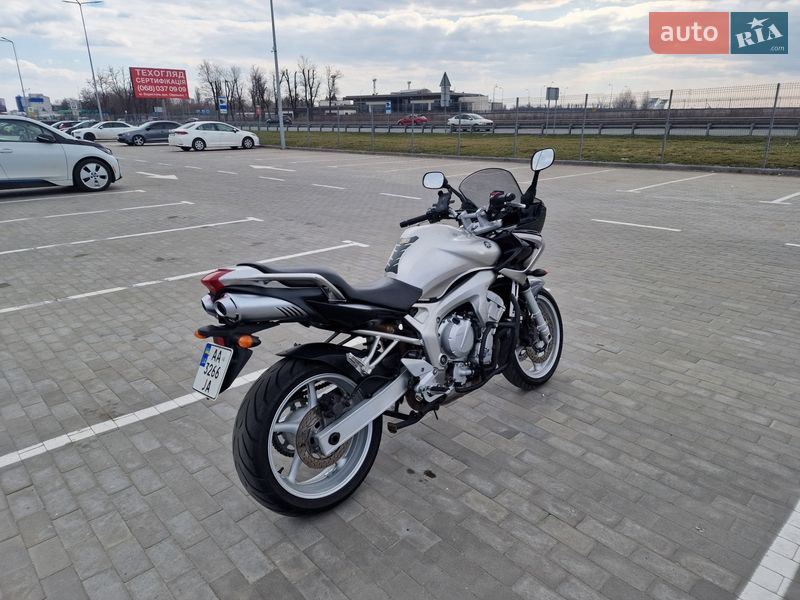 Yamaha FZ6 S 2005