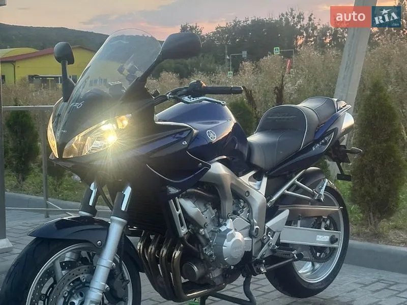 Yamaha FZ6 S 2003