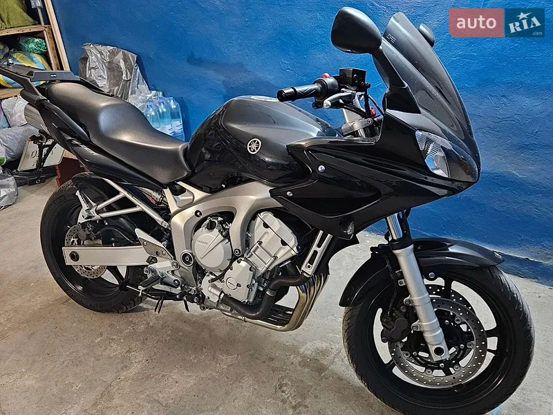 Yamaha FZ6 S 2005