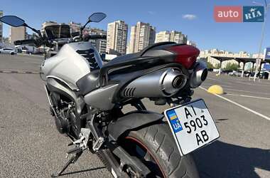 Мотоцикл Спорт-туризм Yamaha FZ6 2009 в 