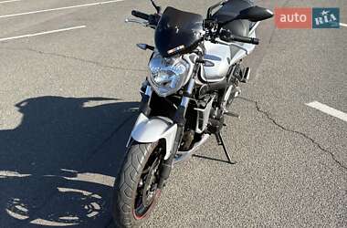 Мотоцикл Спорт-туризм Yamaha FZ6 2009 в 