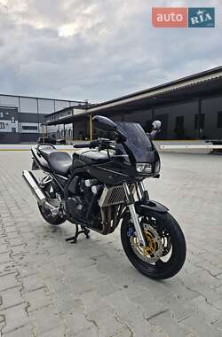 Мотоцикл Спорт-туризм Yamaha FZ6 1999 в 