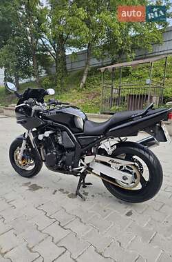 Мотоцикл Спорт-туризм Yamaha FZ6 1999 в 