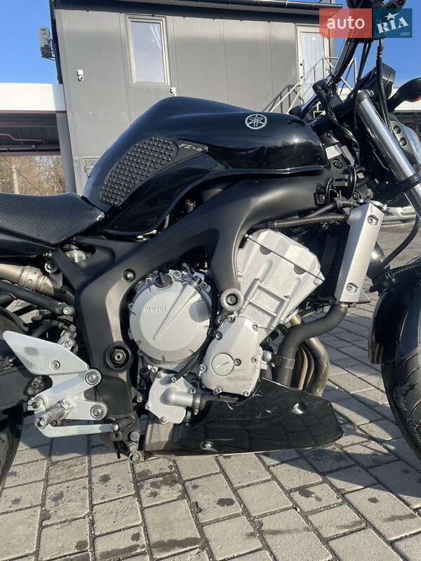 Мотоцикл Без обтекателей (Naked bike) Yamaha FZ6 2004 в Львове