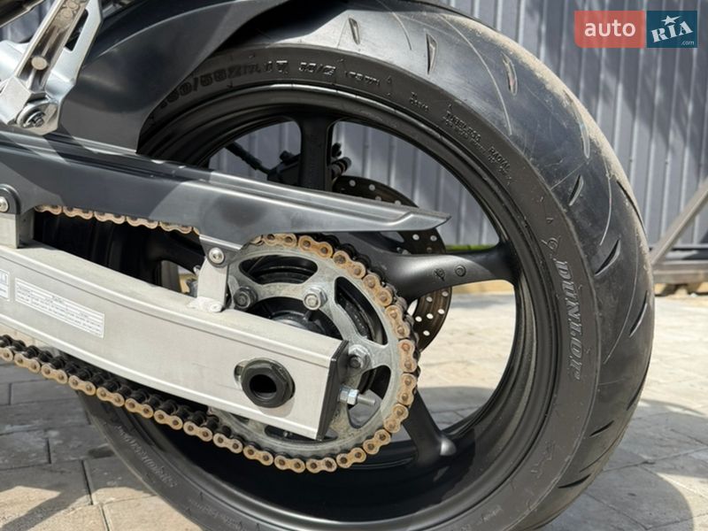 Мотоцикл Без обтекателей (Naked bike) Yamaha FZ6 2004 в Новомосковске фото 15 Мотоцикл Без обтекателей (Naked bike) Yamaha FZ6 2004 в Новомосковске