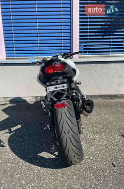 Мотоцикл Без обтекателей (Naked bike) Yamaha FZ8 2011 в Чернигове