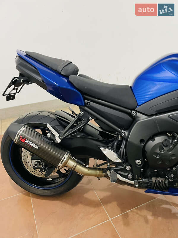 Мотоцикл Без обтекателей (Naked bike) Yamaha FZ8 2014 в Киеве
