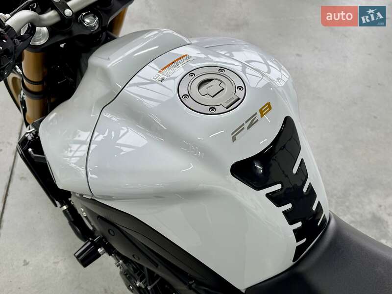 Мотоцикл Без обтекателей (Naked bike) Yamaha FZ8 2010 в Хмельницком фото 19 Мотоцикл Без обтекателей (Naked bike) Yamaha FZ8 2010 в Хмельницком