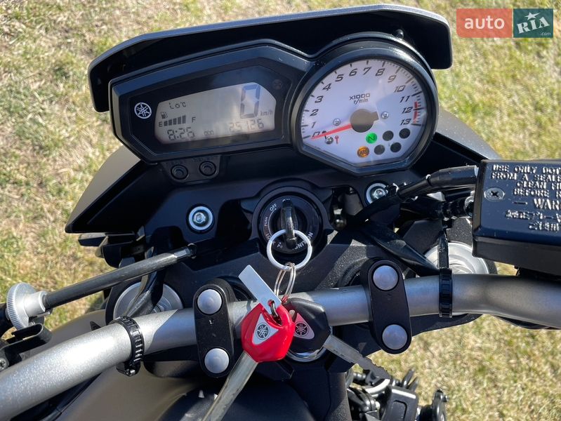 Мотоцикл Без обтекателей (Naked bike) Yamaha FZ8 2014 в Черновцах