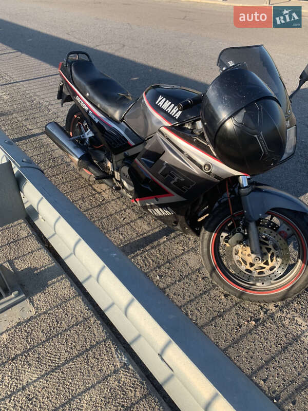 Мотоцикл Спорт-туризм Yamaha FZ 1992 в Варве