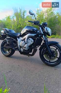 Мотоцикл Без обтекателей (Naked bike) Yamaha FZ 2006 в 