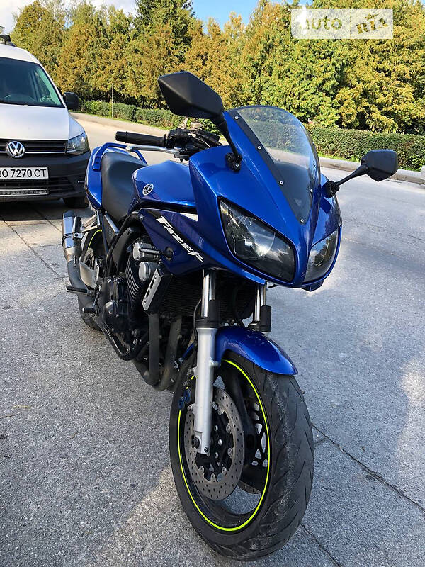 Мотоцикл Спорт-туризм Yamaha FZS 600 Fazer 2003 в 