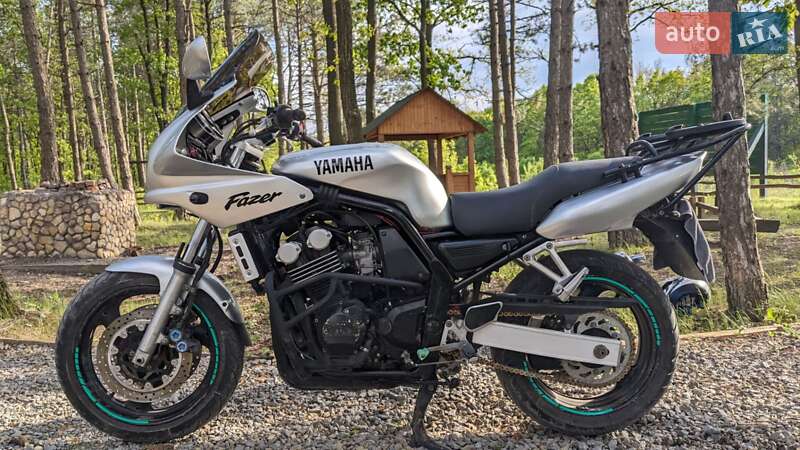 Мотоцикл Без обтікачів (Naked bike) Yamaha FZS 600 Fazer 1999 в Хотині