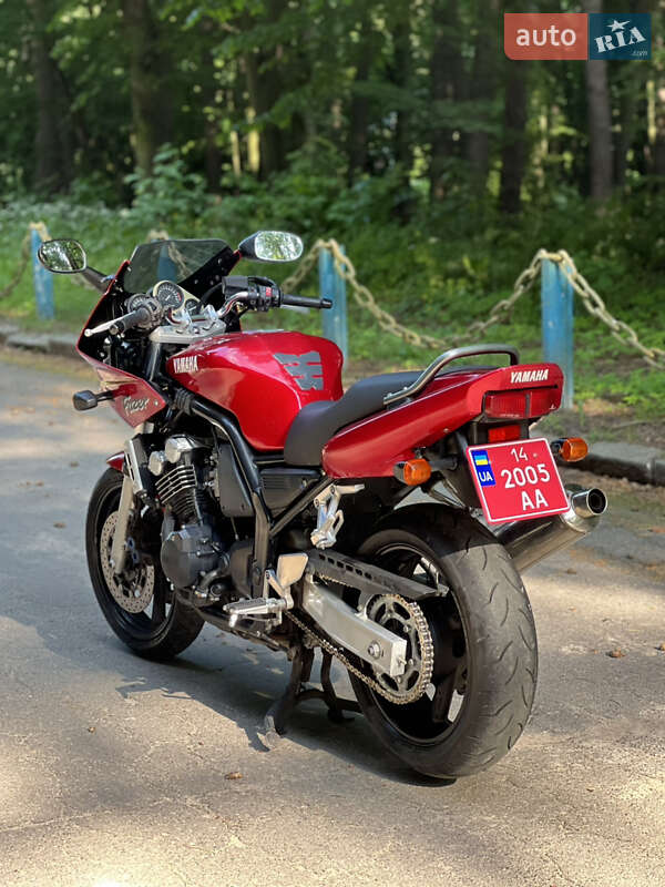 Мотоцикл Классік Yamaha FZS 600 Fazer 1999 в Вінниці