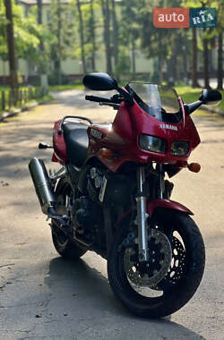 Мотоцикл Классик Yamaha FZS 600 Fazer 1999 в 