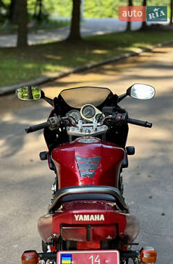 Мотоцикл Классик Yamaha FZS 600 Fazer 1999 в 