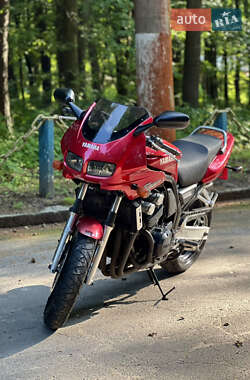 Мотоцикл Классик Yamaha FZS 600 Fazer 1999 в 