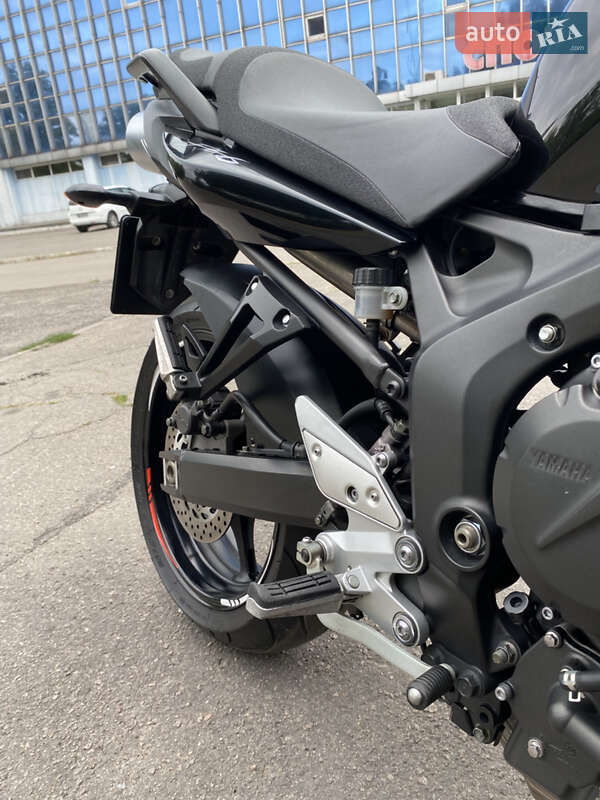 Мотоцикл Без обтікачів (Naked bike) Yamaha FZS 600 Fazer 2007 в Кам'янському