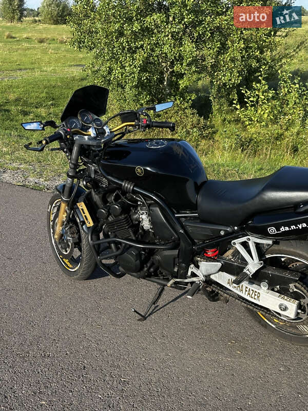 Міні спорт Yamaha FZS 600 Fazer 2000 в Ратному
