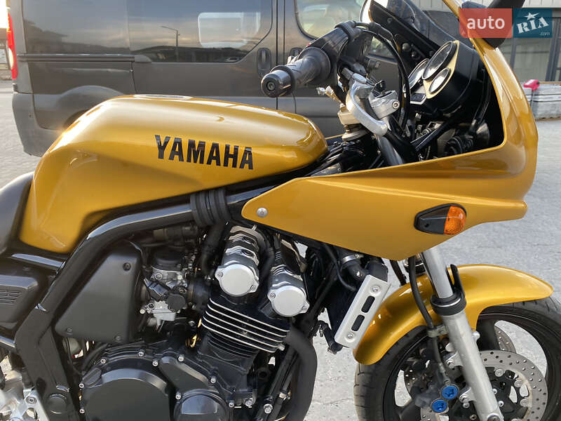 Мотоцикл Спорт-туризм Yamaha FZS 600 Fazer 1998 в Золочеві