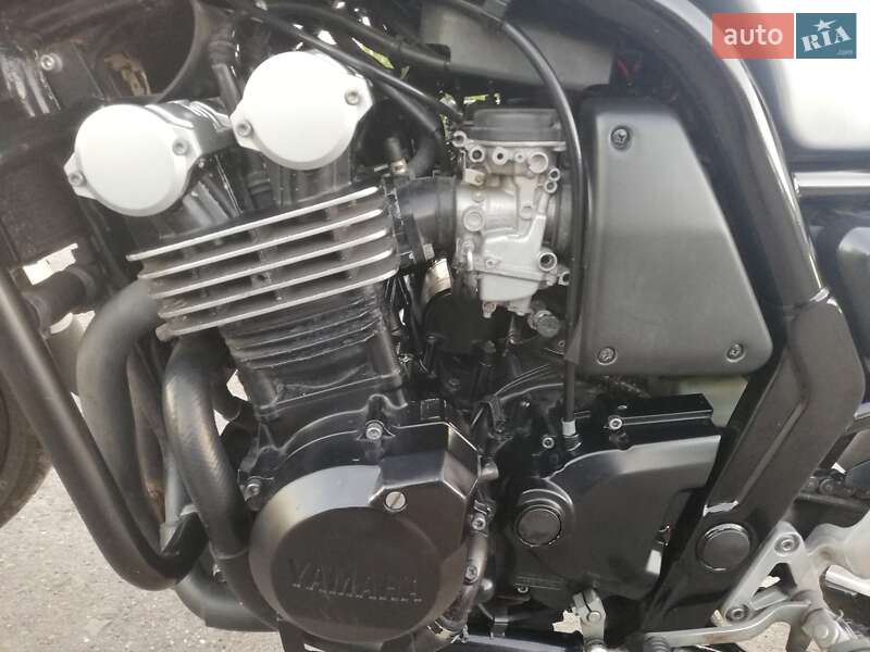 Мотоцикл Спорт-туризм Yamaha FZS 600 Fazer 2001 в Буске