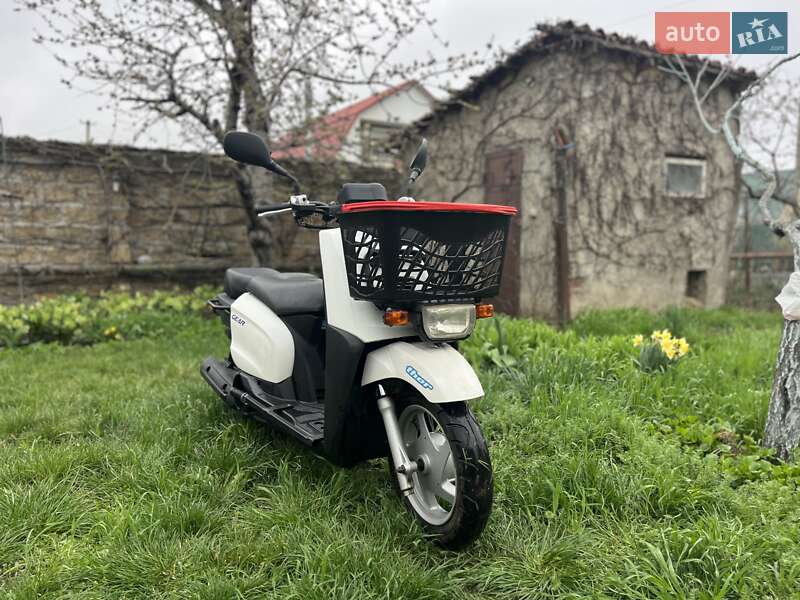 Вантажні моторолери, мотоцикли, скутери, мопеди Yamaha Gear 4T 2015 в Малодолинському