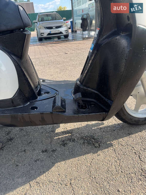 Вантажні моторолери, мотоцикли, скутери, мопеди Yamaha Gear 4T 2009 в Києві