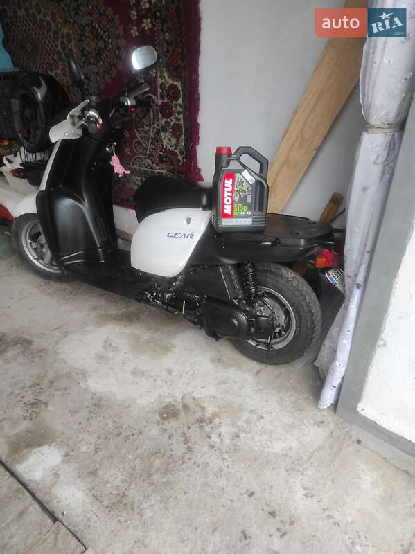Грузовые мотороллеры, мотоциклы, скутеры, мопеды Yamaha Gear 1999 в Каменском