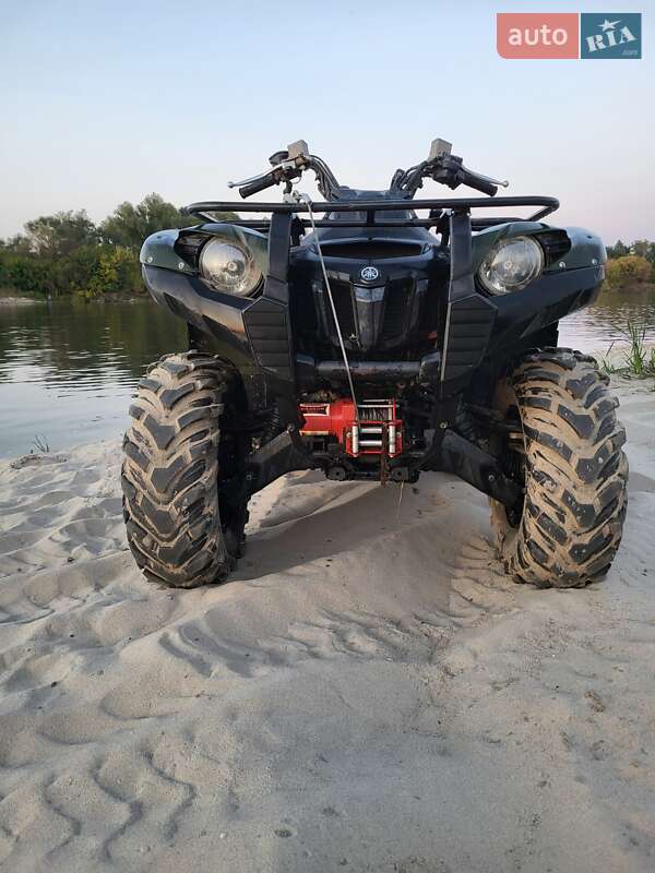 Квадроцикл  утилитарный Yamaha Grizzly 2013 в Броварах