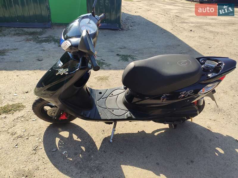Скутер Yamaha  Jog SA 39 ZR 2013 в Павлограде фото 5 Скутер Yamaha  Jog SA 39 ZR 2013 в Павлограде