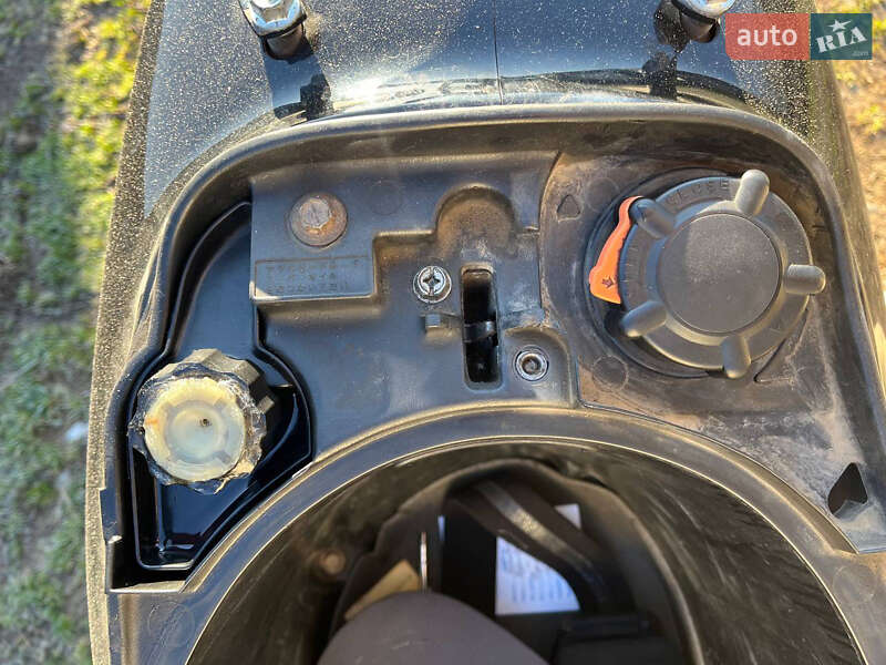 Мопеди Yamaha Jog SA16 2008 в Чернівцях