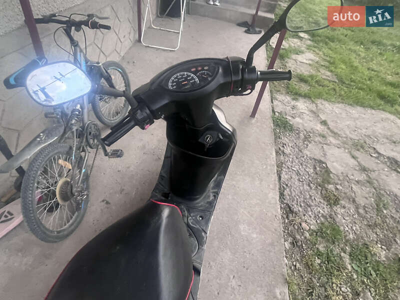 Мопеди Yamaha Jog SA36J 2012 в Чернівцях