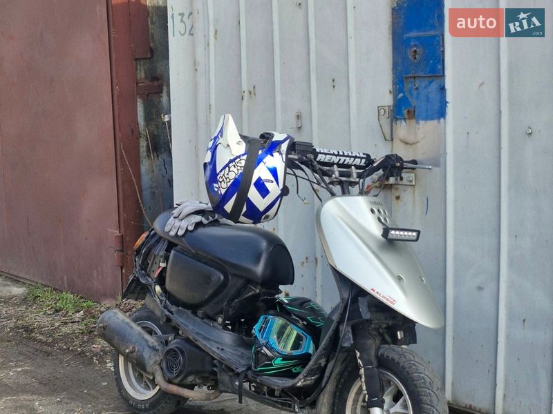 Скутер Yamaha Jog 2004 в Запоріжжі фото 3 Скутер Yamaha Jog 2004 в Запоріжжі