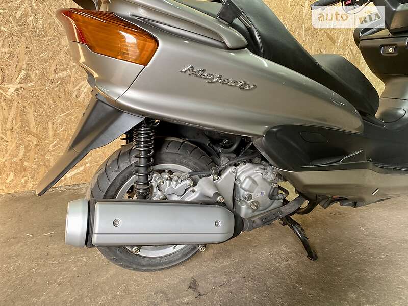 Максі-скутер Yamaha Majesty 250 2001 в Гнівані