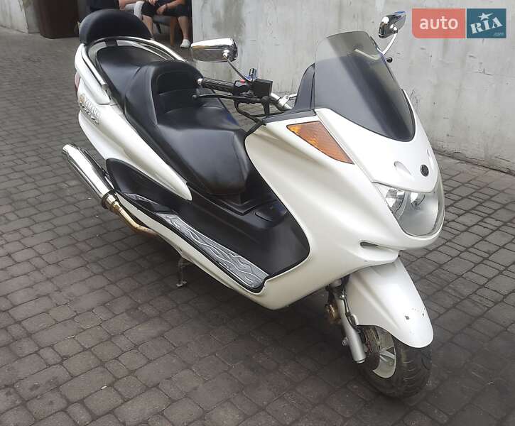 Макси-скутер Yamaha Majesty 250 2004 в Сторожинце