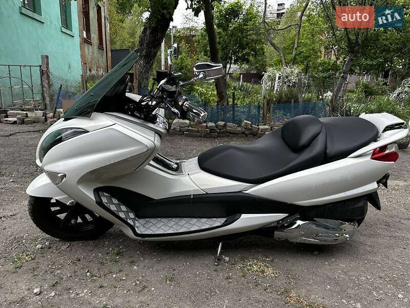 Максі-скутер Yamaha Majesty 250 2007 в Дніпрі