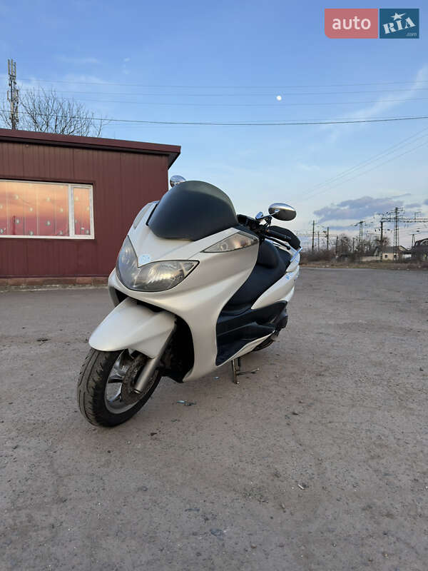 Yamaha Majesty 250 2004