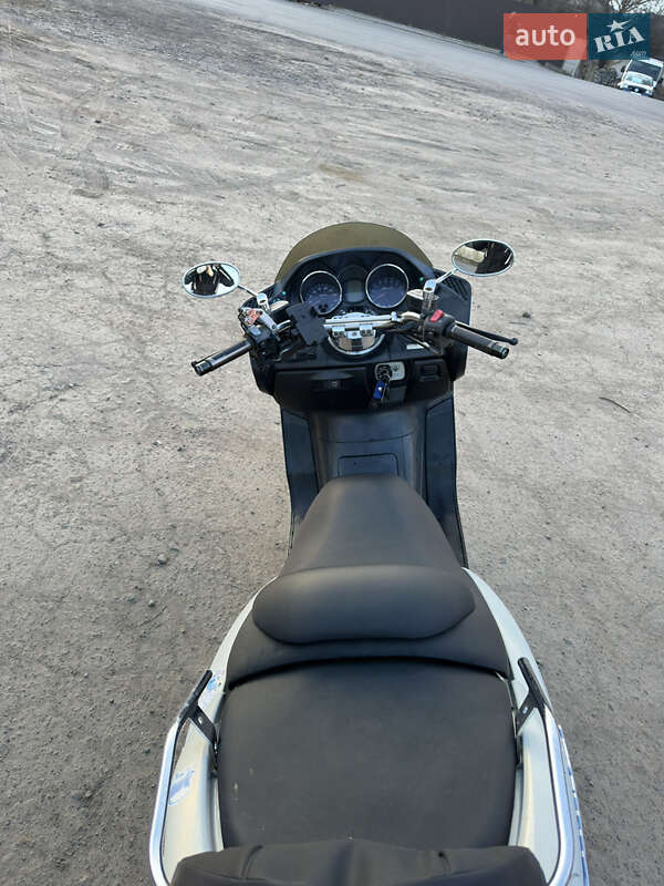 Макси-скутер Yamaha Majesty 250 2004 в Дубно