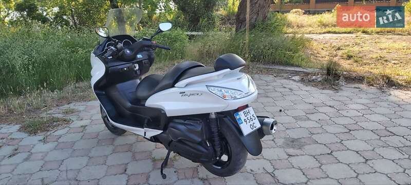 Максі-скутер Yamaha Majesty 400 2012 в Вилкове