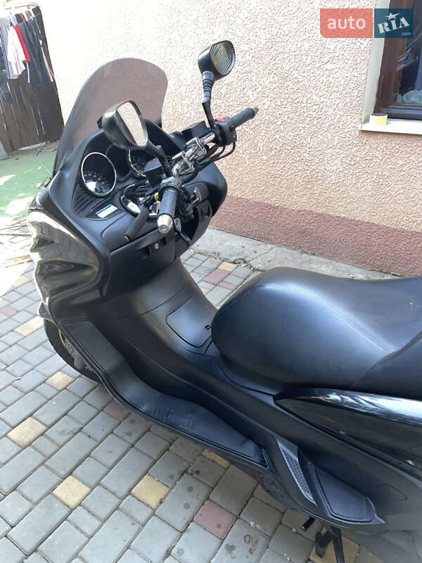 Максі-скутер Yamaha Majesty 400 2016 в Одесі фото 8 Максі-скутер Yamaha Majesty 400 2016 в Одесі