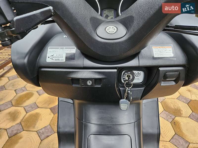 Максі-скутер Yamaha Majesty 2000 в Миколаєві
