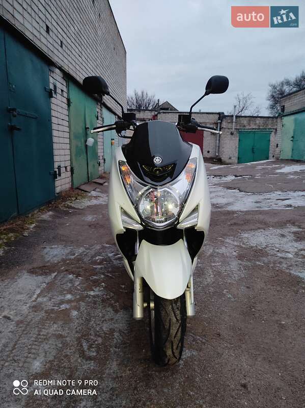 Максі-скутер Yamaha Majesty 2015 в Дніпрі
