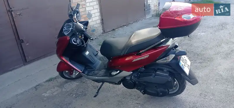 Yamaha Majesty 2014