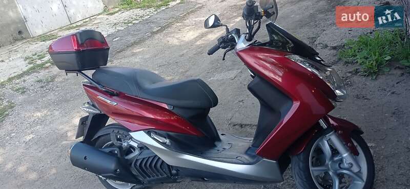 Макси-скутер Yamaha Majesty 2014 в Кропивницком
