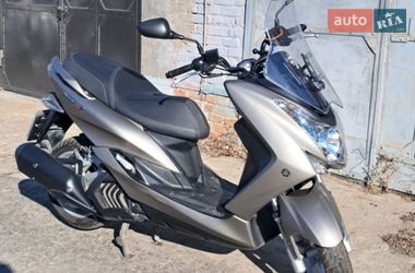 Скутер Yamaha Majesty 2015 в Вышгороде