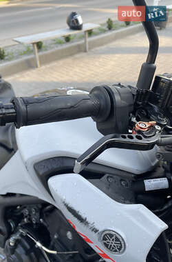 Мотоцикл Без обтекателей (Naked bike) Yamaha MT-03 2021 в 
