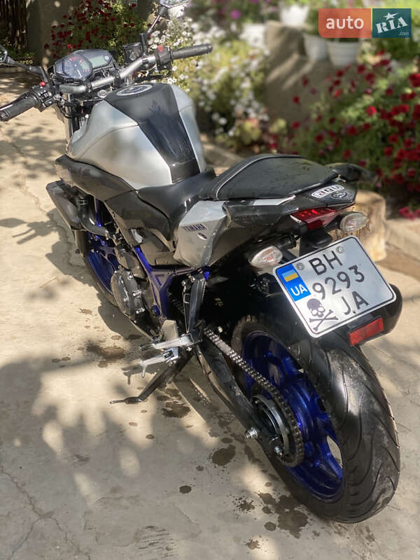 Спортбайк Yamaha MT-03 2016 в Татарбунарах