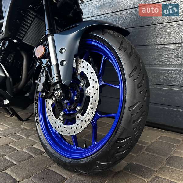 Мотоцикл Без обтекателей (Naked bike) Yamaha MT-03 2023 в Белой Церкви фото 8 Мотоцикл Без обтекателей (Naked bike) Yamaha MT-03 2023 в Белой Церкви