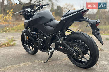 Мотоцикл Без обтікачів (Naked bike) Yamaha MT-03 2023 в  фото 6 Мотоцикл Без обтікачів (Naked bike) Yamaha MT-03 2023 в